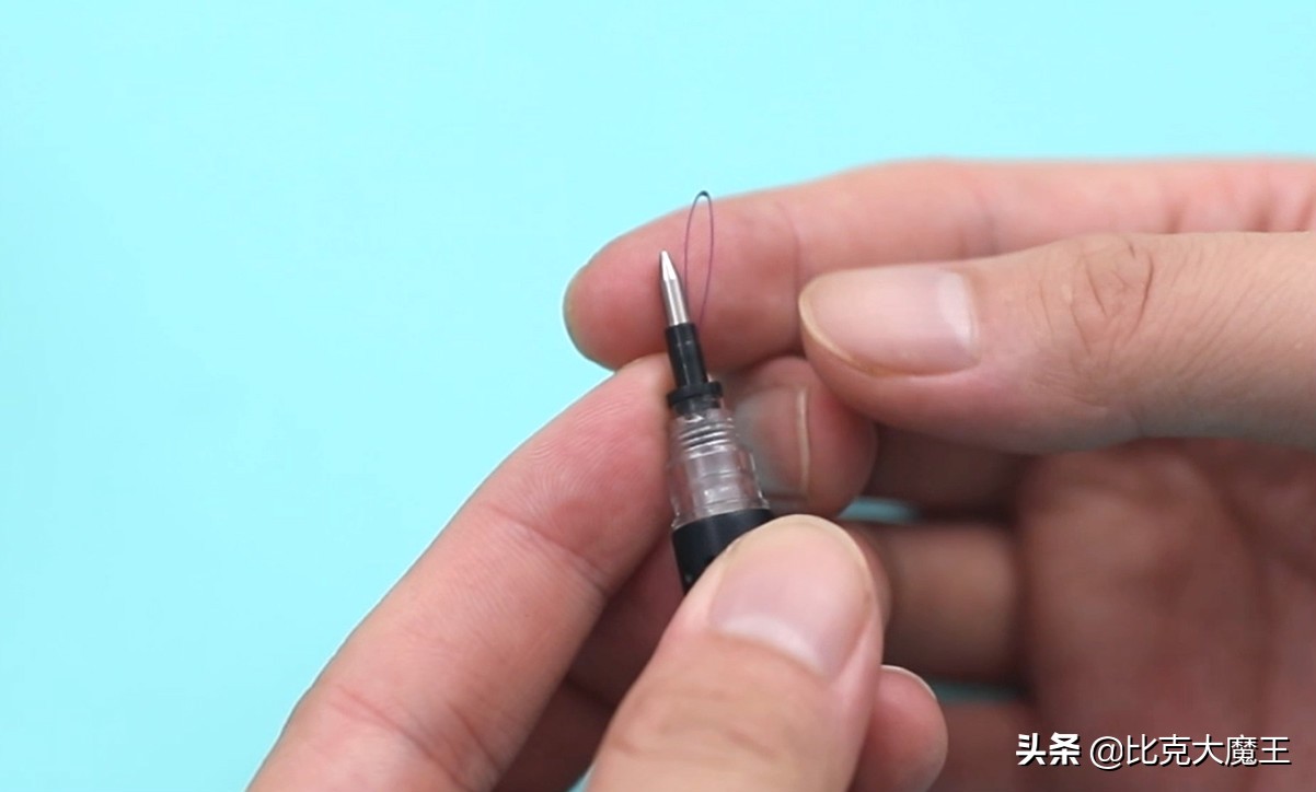 穿针不用拔线,一个小妙招教你快速穿针方便实用