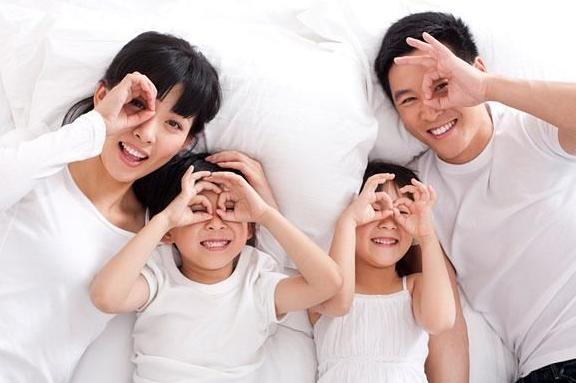 家长对孩子恶作剧怎么办,孩子爱恶作剧家长又该怎样去疏导