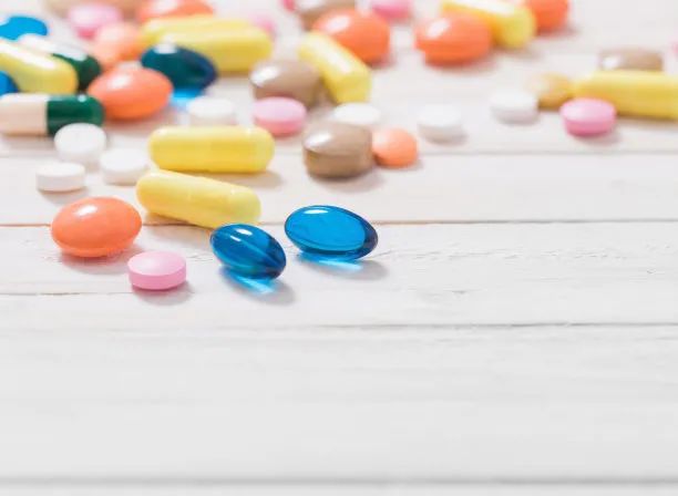 销售假药罪不起诉案例,销售假药罪不退赃也能缓刑吗