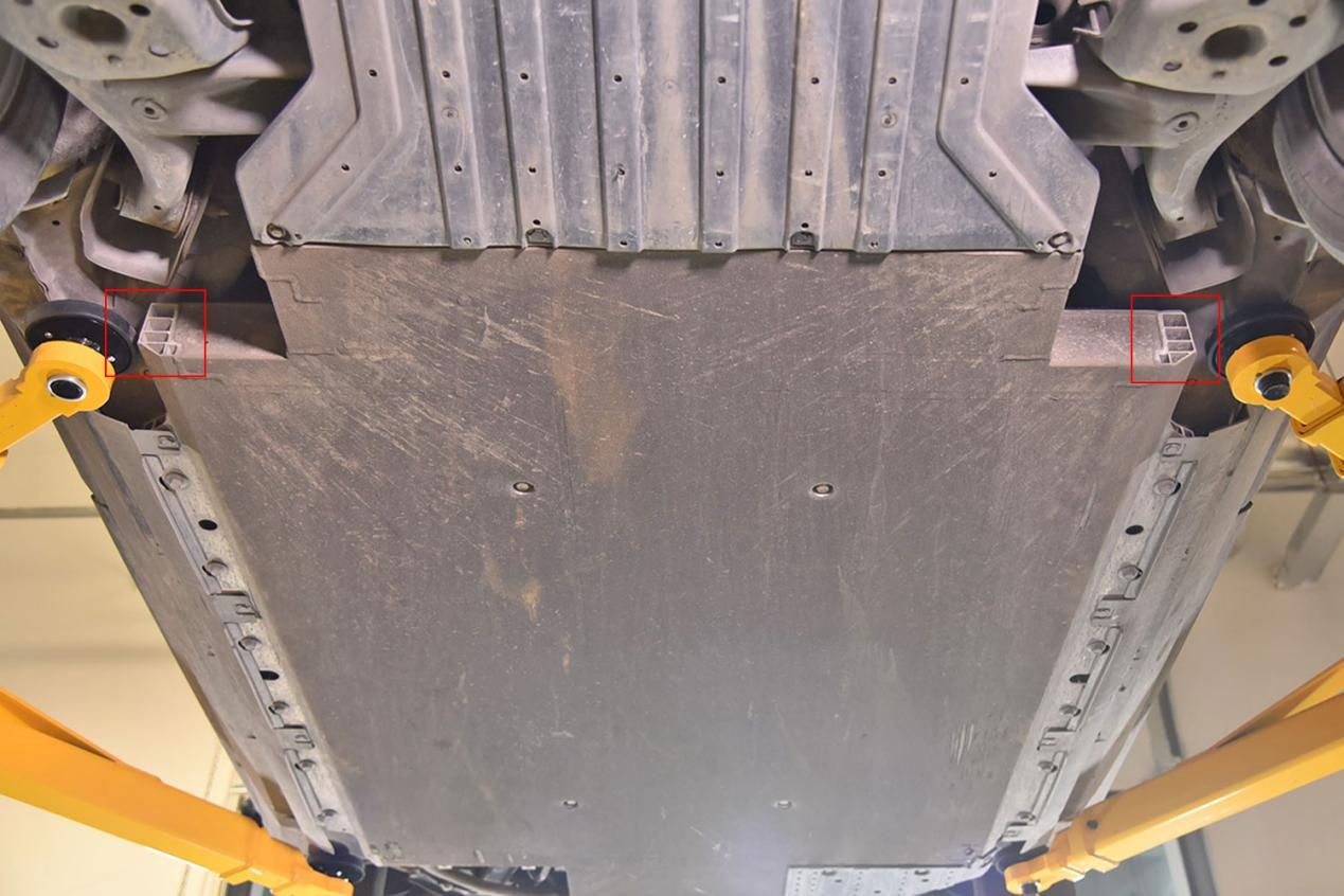 小鹏g3前后防撞梁拆解分析,小鹏g3i深度测评拆解