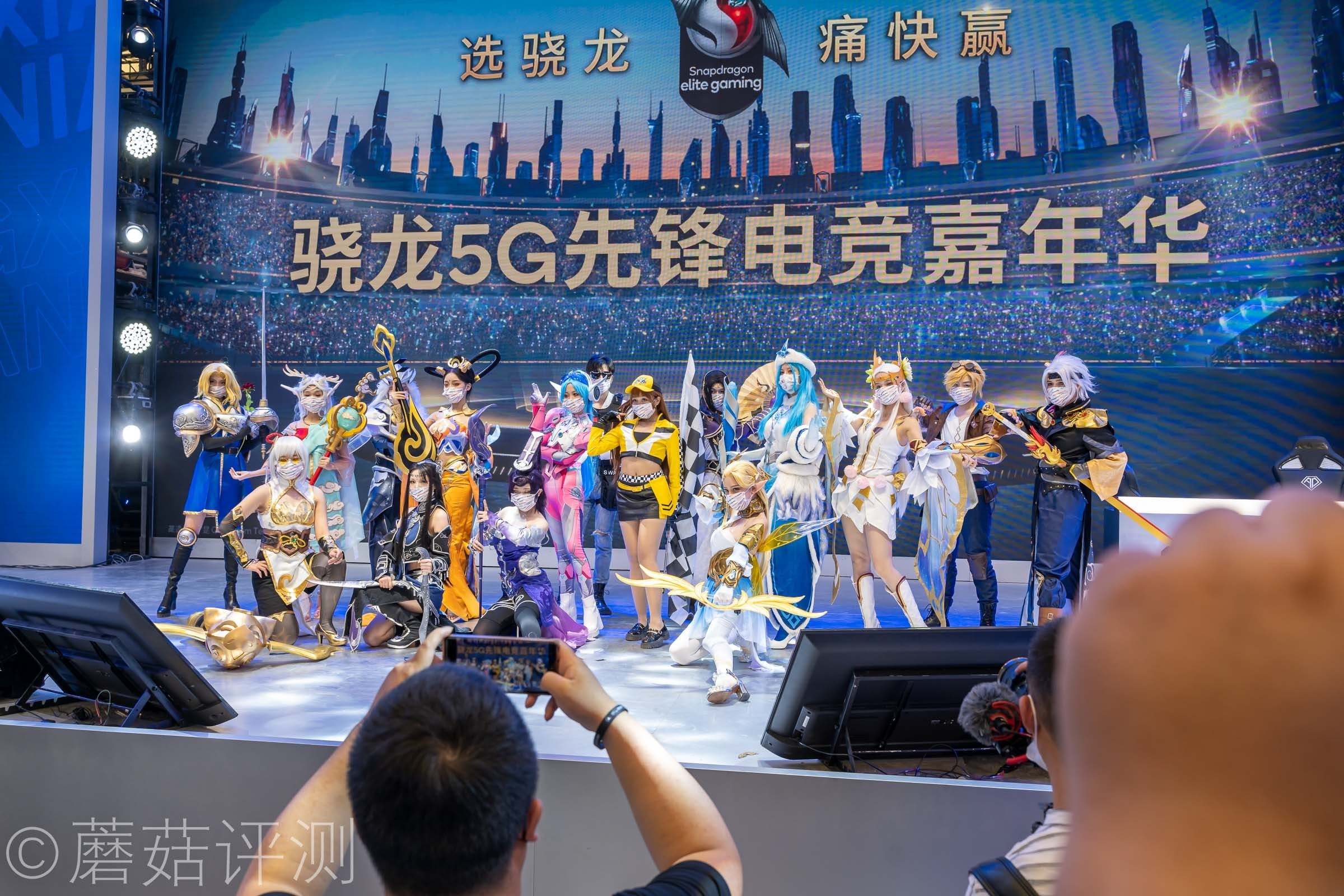 又有啥好玩的？蘑菇带你逛ChinaJoy2021，硬件、车和漂亮的小姐姐