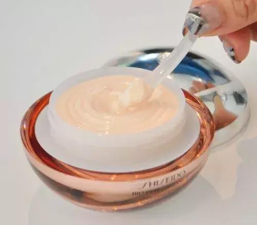 悦薇跟悦薇珀翡是同一款吗,悦薇系列与悦薇珀翡系列