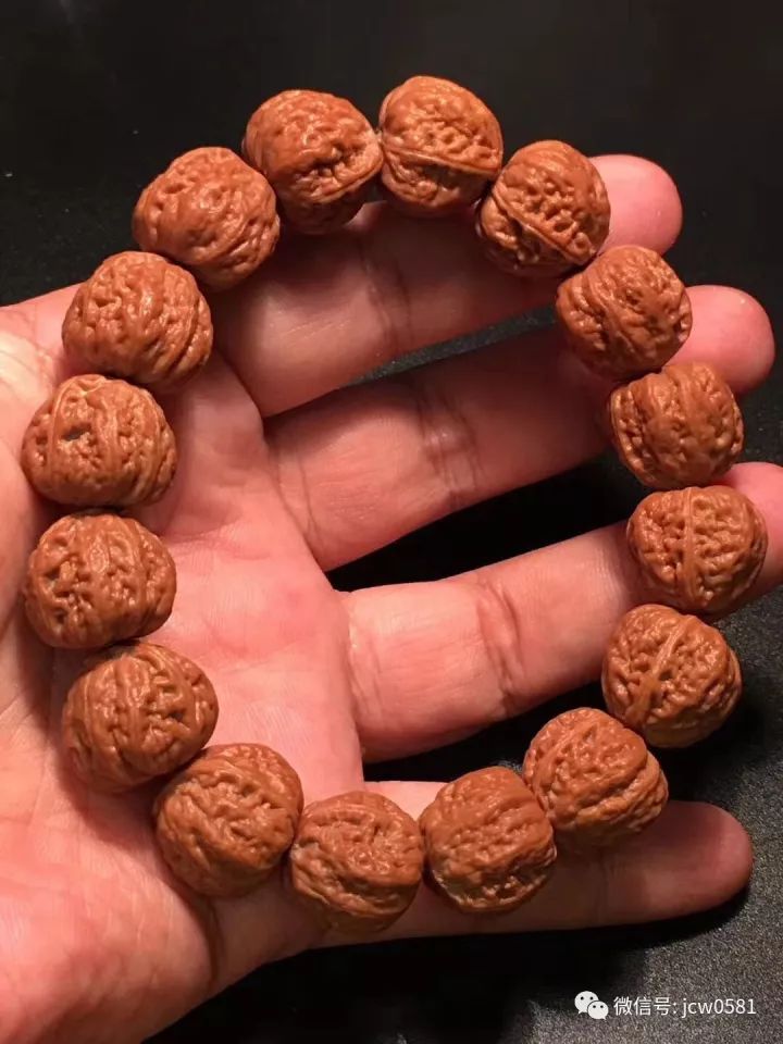 小核桃手串挑选方法,小核桃手串挑选全攻略