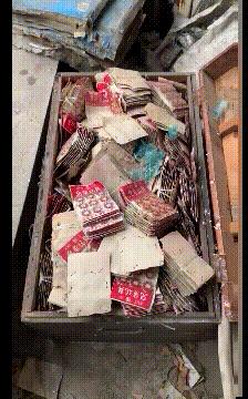 可爱搞笑图片可直接保存,搞笑图片现在的年轻妹纸真会玩啊