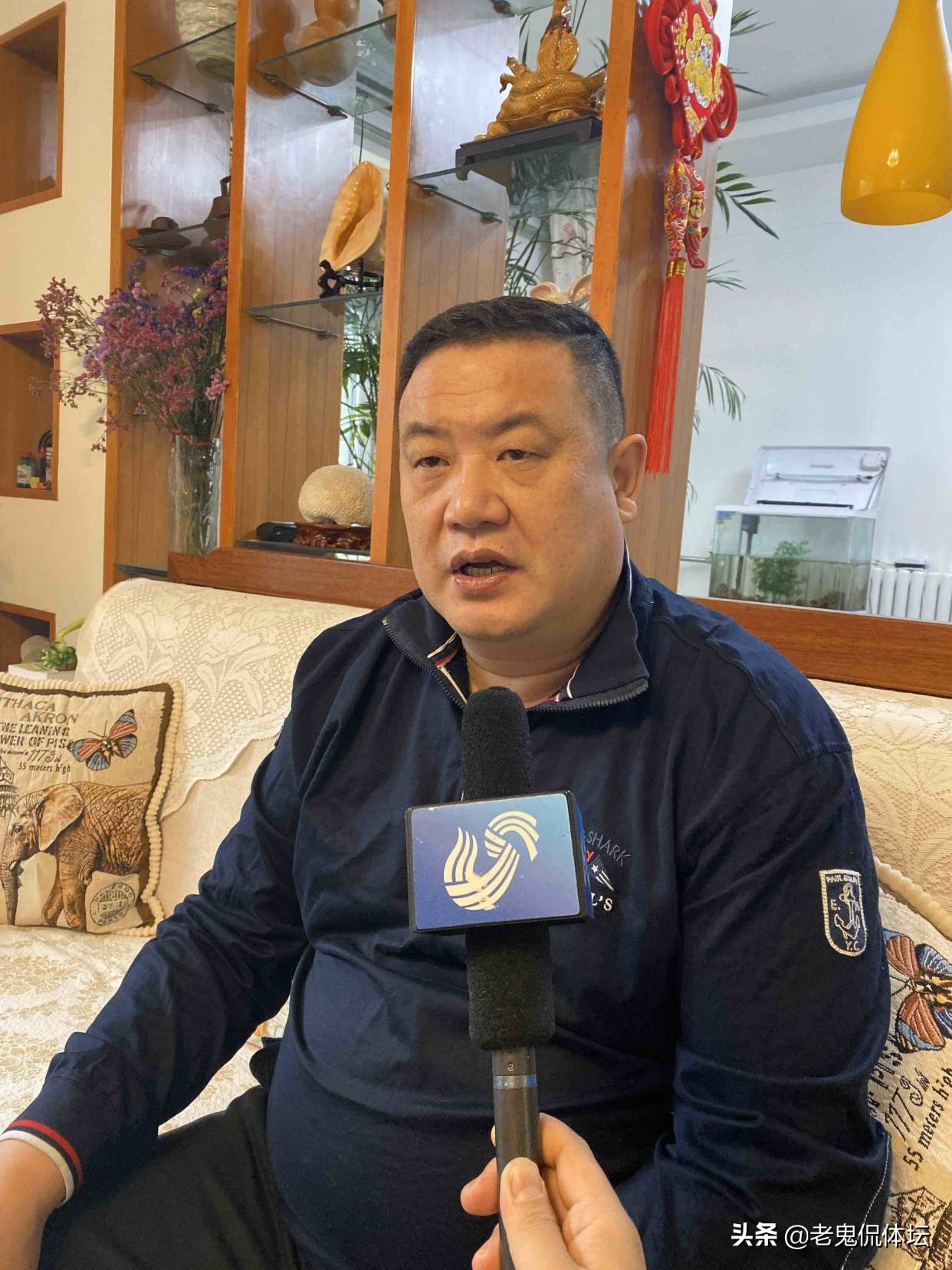 遭质疑抄袭，山东男篮新队标和它太像了，徐长锁真会用这个吗？