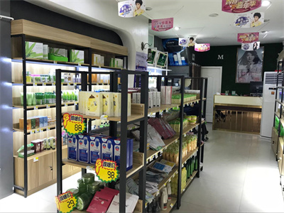 怎么开好一家彩妆加盟店,小资生活化妆品加盟费多少