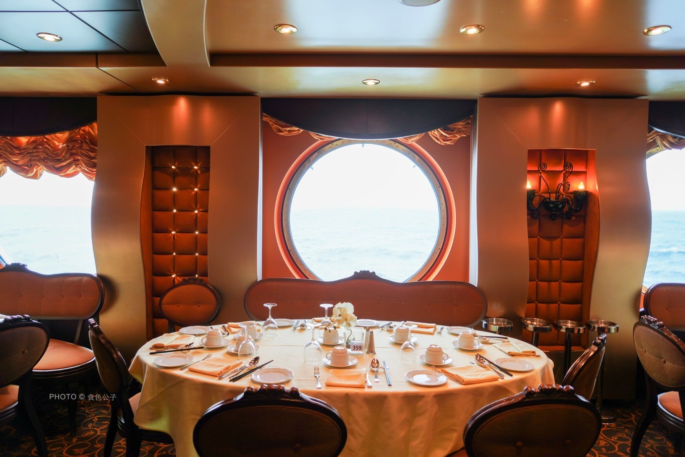 邮轮像海上养猪场,海上养猪场不负盛名