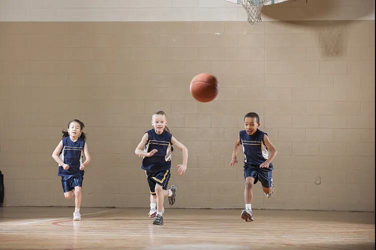 听解说学篮球,听小学篮球教学讲座的收获