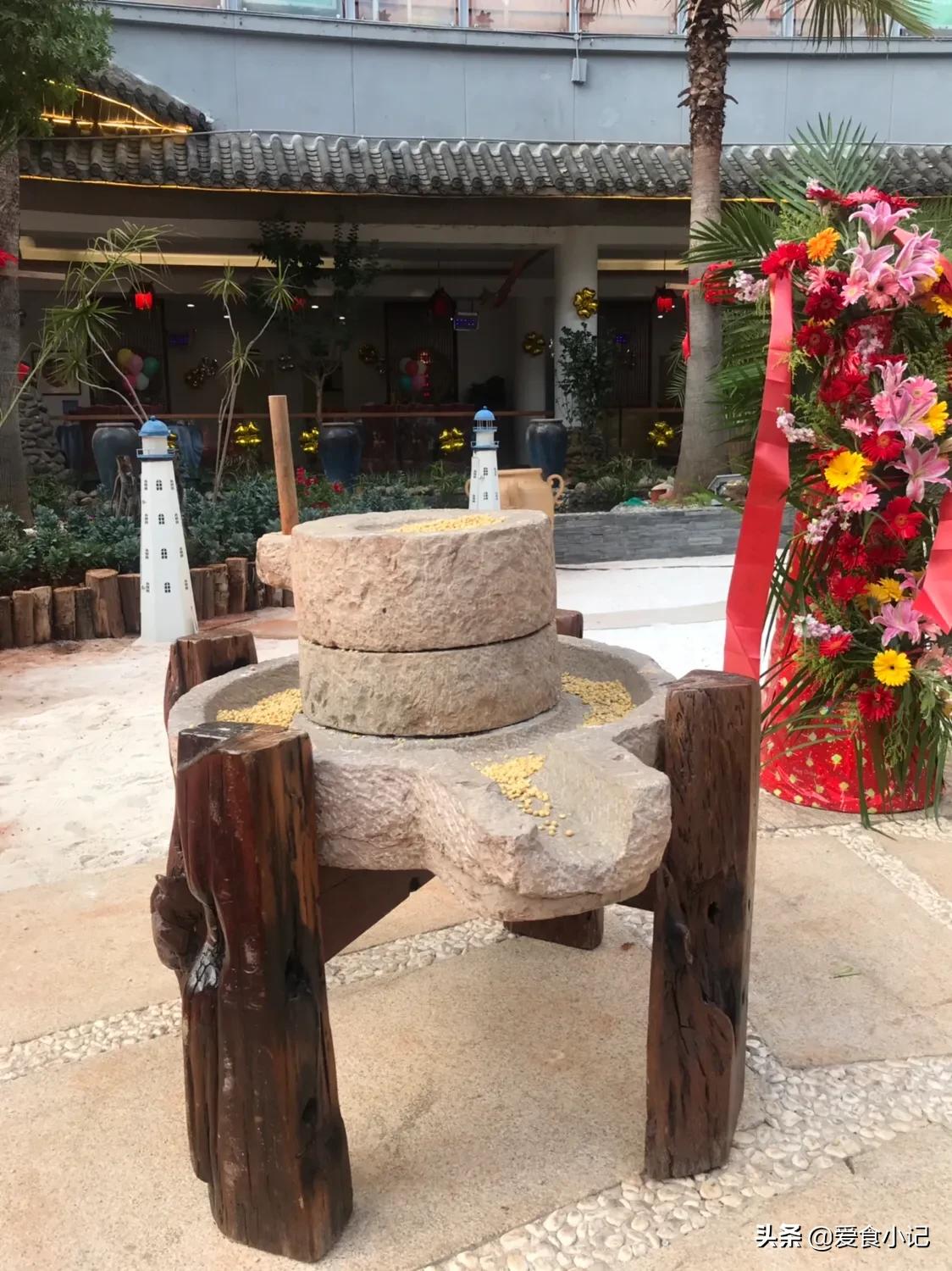 昆明七步街哪家豆腐宴好吃,昆明呈贡金磨坊豆腐宴