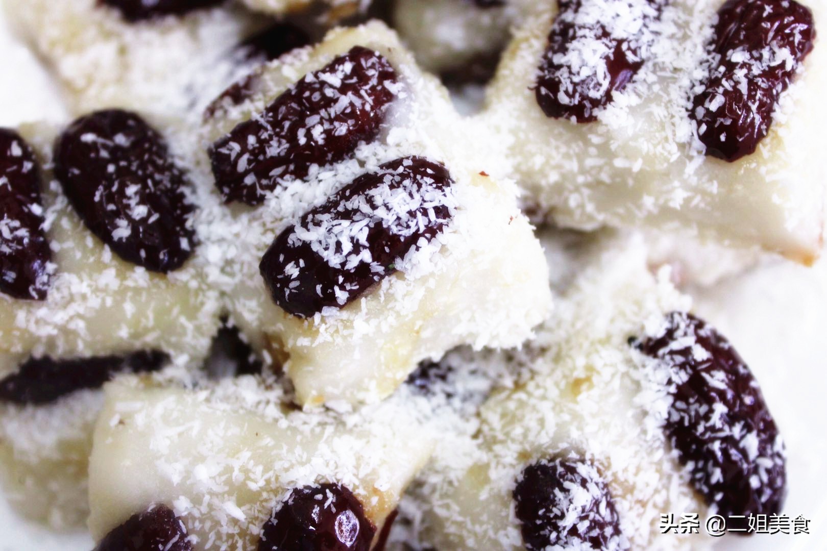 糯米粉做拉丝粉的正确方法,糯米怎么做拉丝凉糕