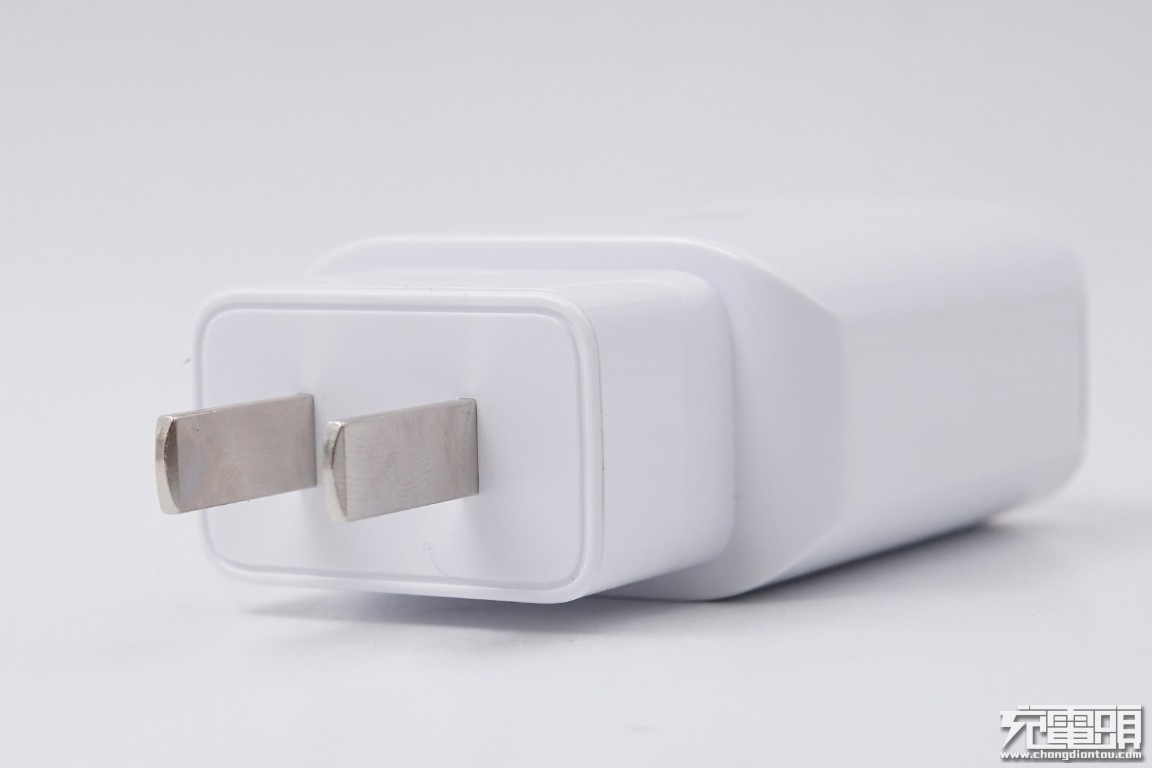 三星25wpd快充怎么拆解,三星25w充电器ta800