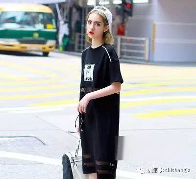 中等直发半披发型减龄俏皮,直发怎么扎显得俏皮可爱