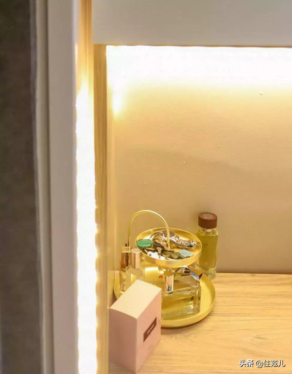 50㎡小户型，烘焙爱好、钢琴、书柜都放得下，住得比大户型还舒服