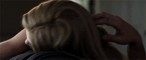 “你早该戒了朋友圈”:现代人的精神焦虑症,是拒绝“深度无聊”