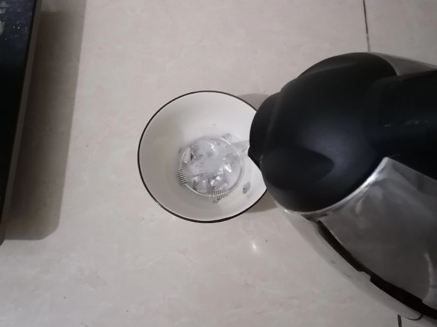 银饰发黑了怎么办不用买洗银水,锡纸变黑银饰变白