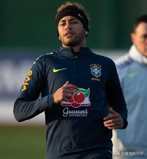 在中国家喻户晓的足坛十大巨星,谈论明星的颜值