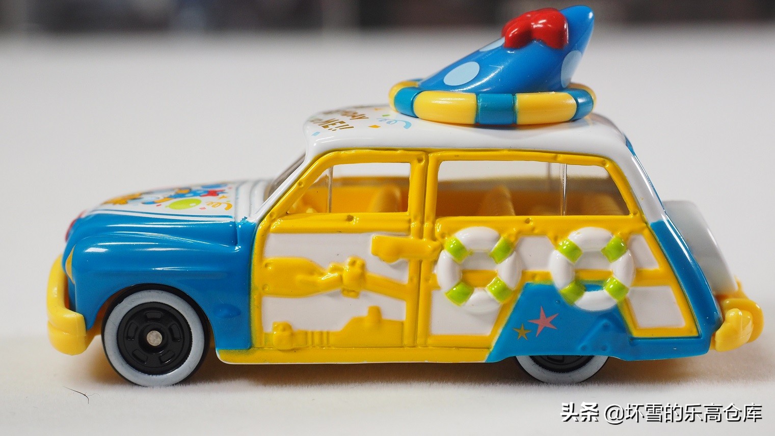 唐老鸭生日派对图片,唐老鸭85周年