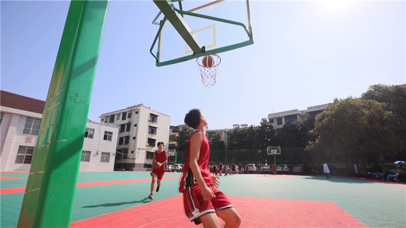 市第二中学:体育特色铸造素质教育“金名片”