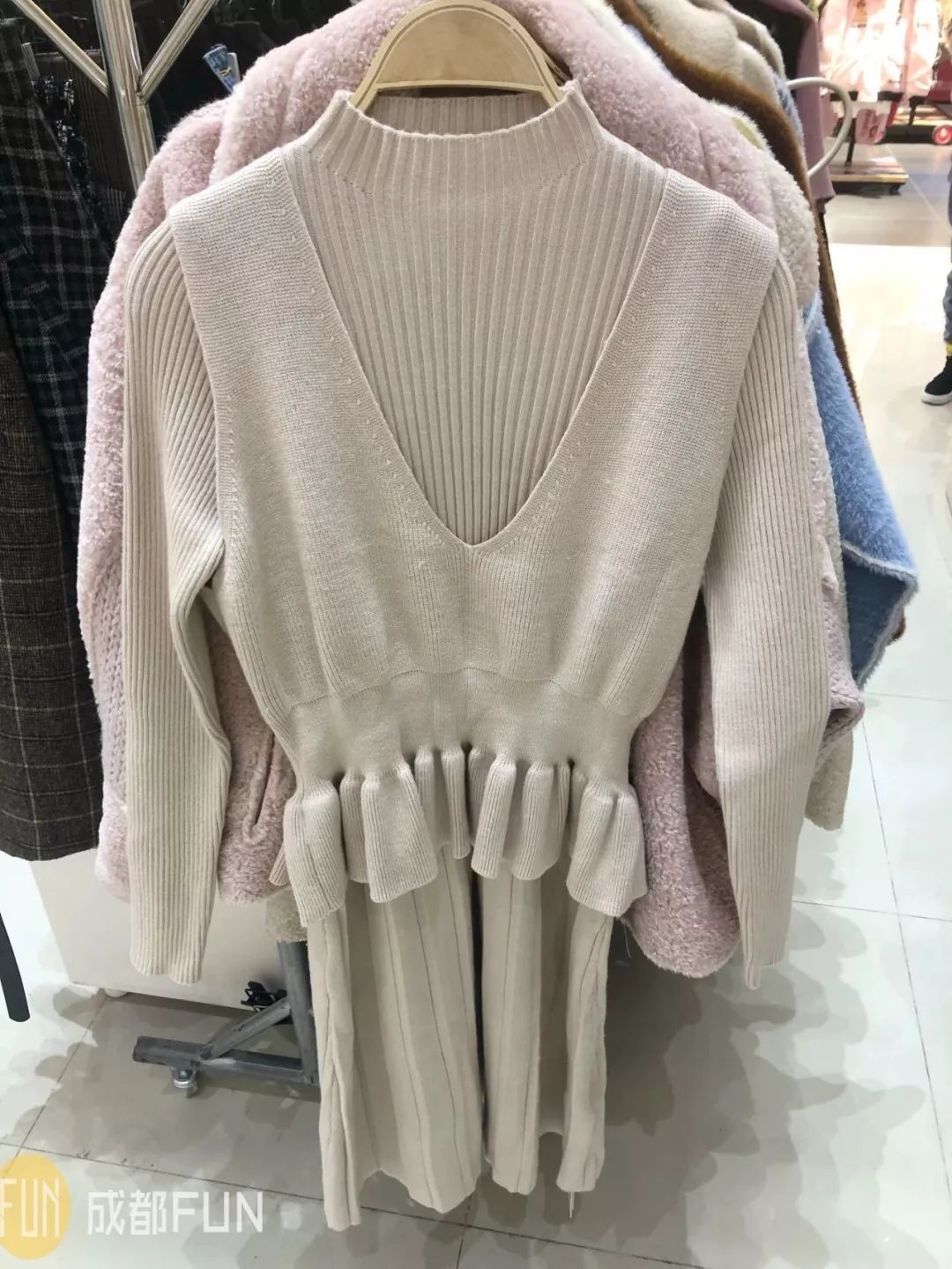 品牌秋冬款撤柜,新款品牌撤柜