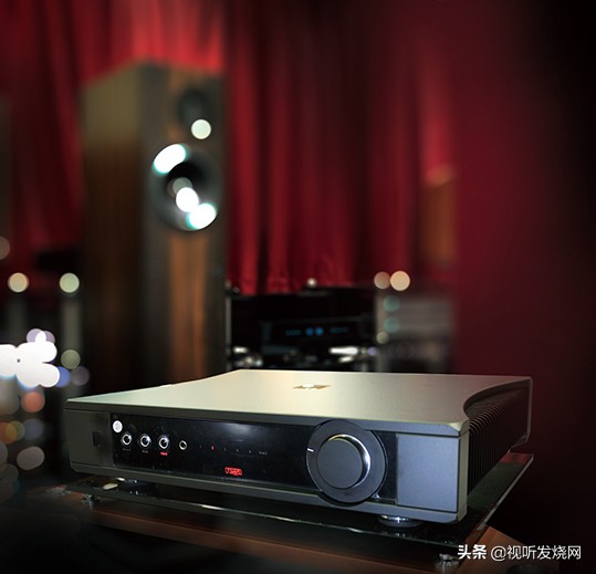 可以安心听音乐了：REGA君子Aethos合并功放