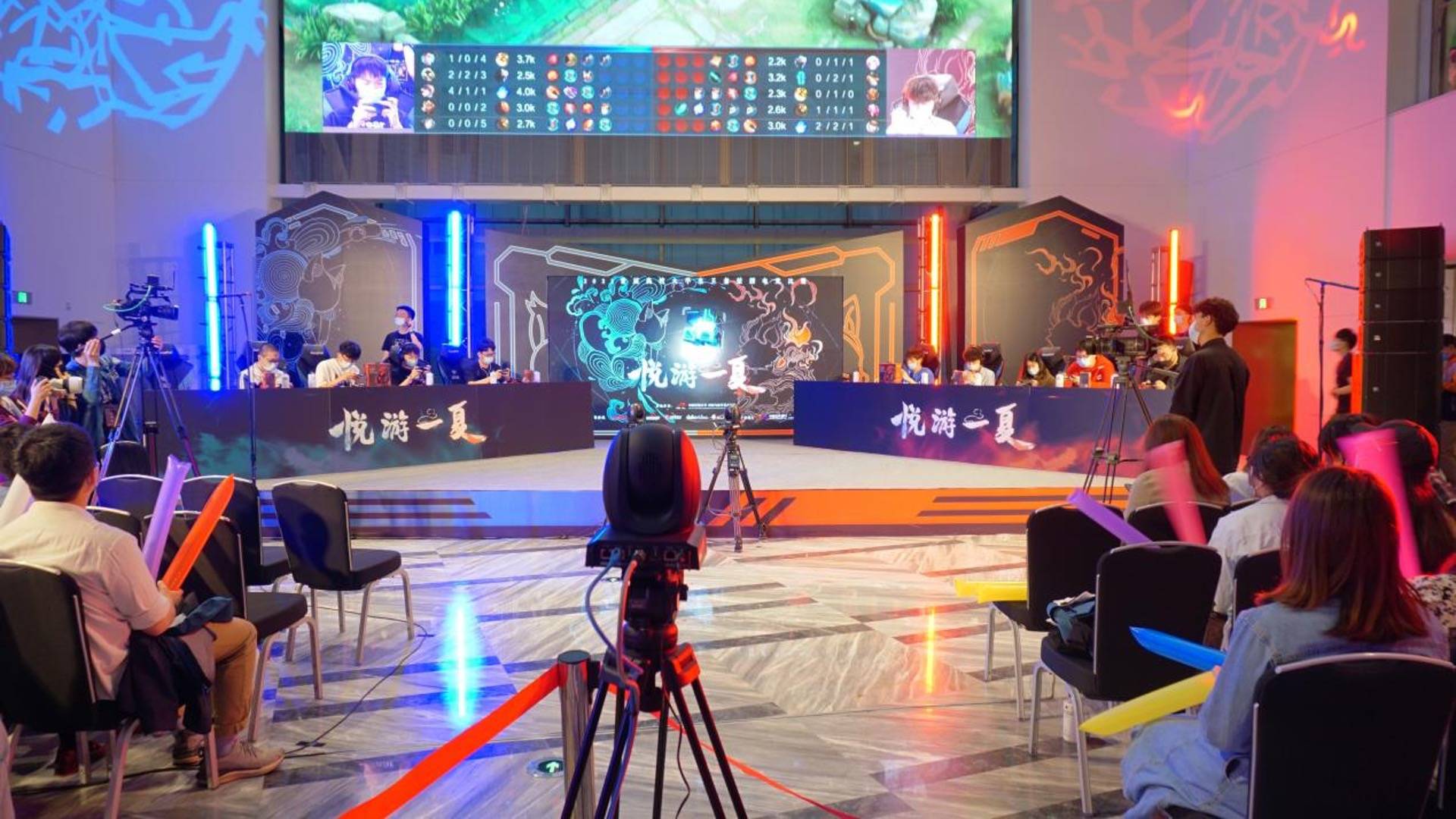 中国传媒大学如何在30秒内同台变换电竞赛事与舞台节目的拍摄直播