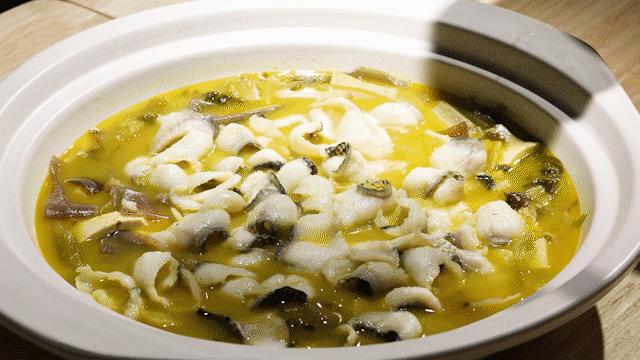 能看到钟楼的美食,看见钟楼的西安美食