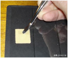 邮票可以邮局贴吗,邮票上贴透明胶带重复使用