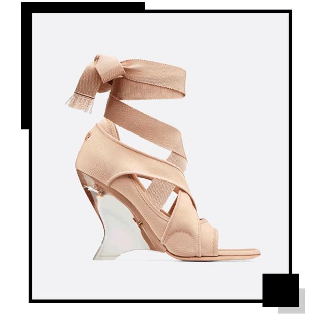 2020最火的鞋子夏季花里胡哨的,那些又潮又丑的鞋子