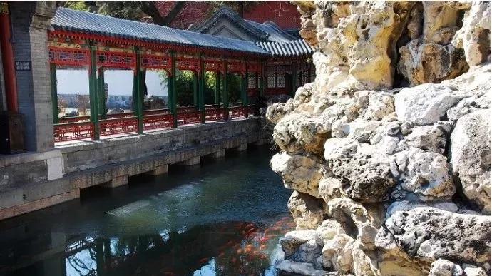 怪异的奇石,怪异奇石风景图片