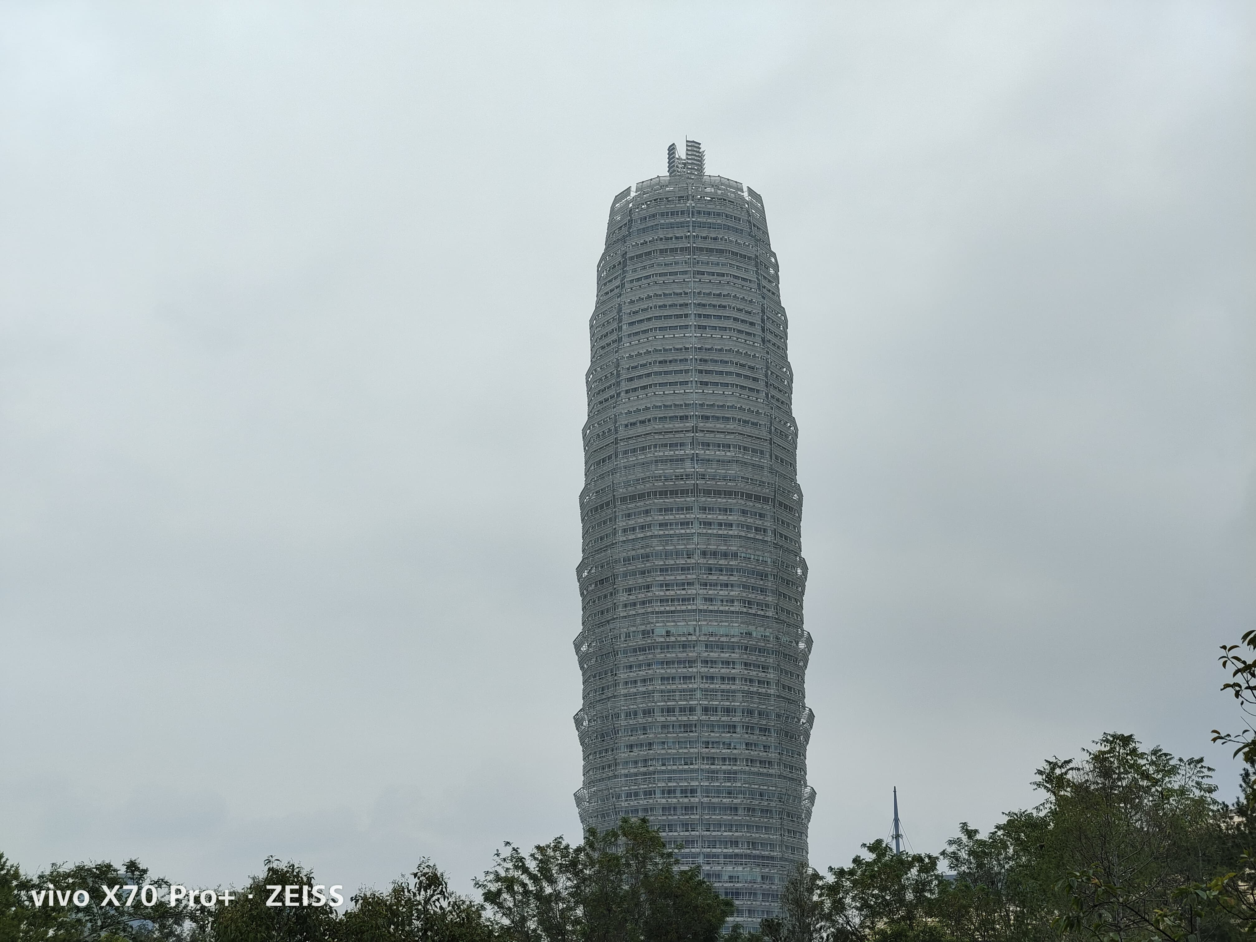 vivox70pro+双扬声器音质评测,vivox80pro天玑版评测