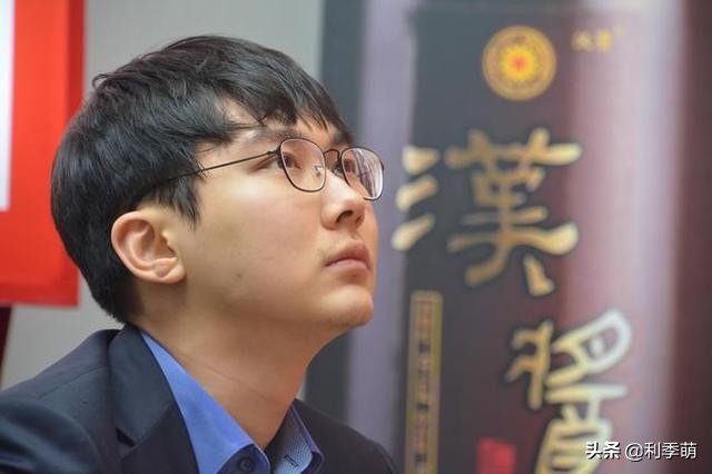 柯洁观战,柯洁观战战鹰比赛