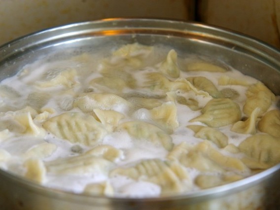 店里的饺子和家里为啥不一样,饺子店都用什么煮的好吃