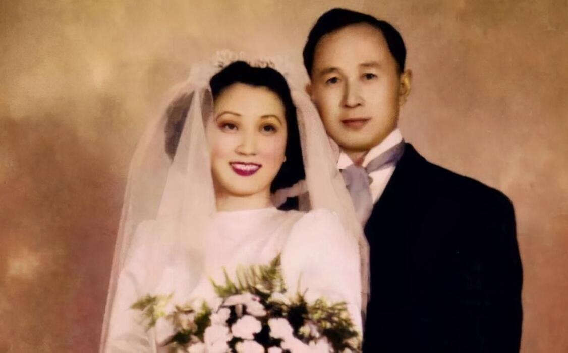 嫁给了干哥哥钱学森，成就学生李双江，蒋英如何活成了一代传奇？