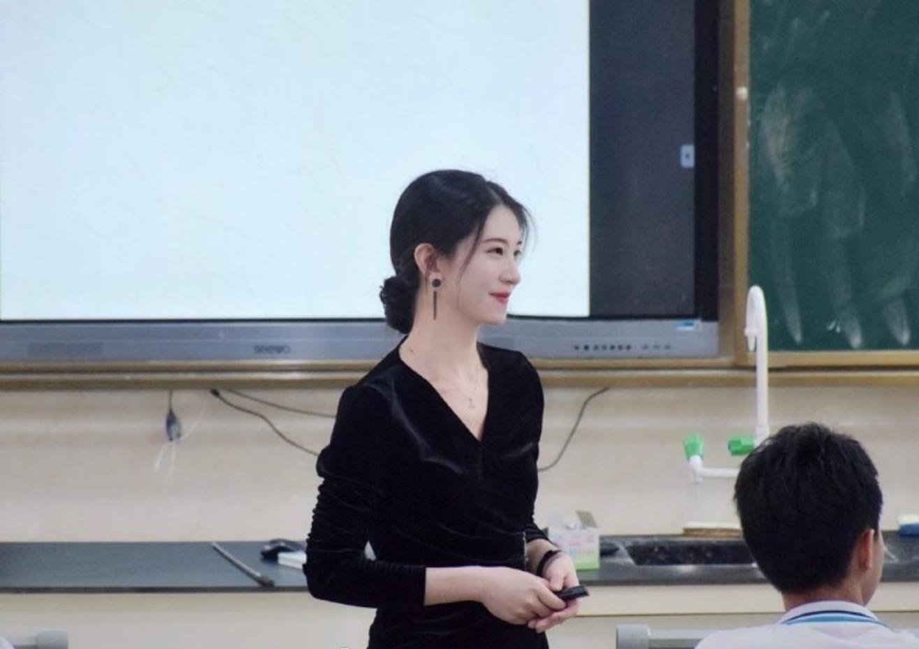 公务员哪些岗位适合女生,公务员有哪些岗位适合女生