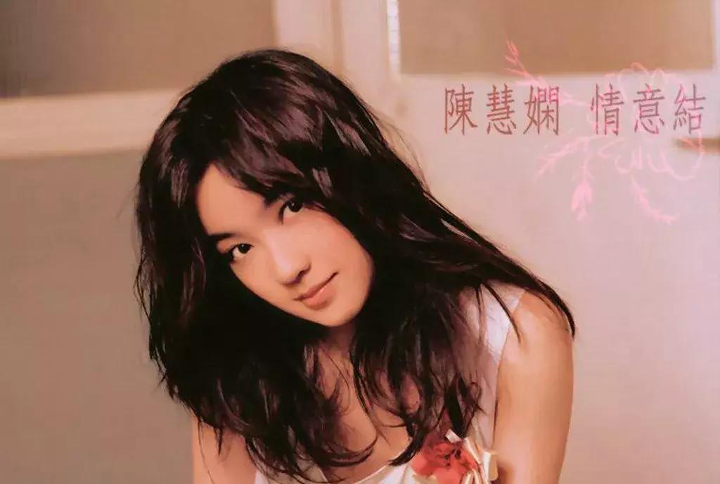 颜值巅峰的梅艳芳,29岁的梅艳芳