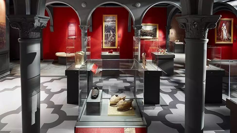 这场Dior杭州时装展，让我梦回2年前的加拿大