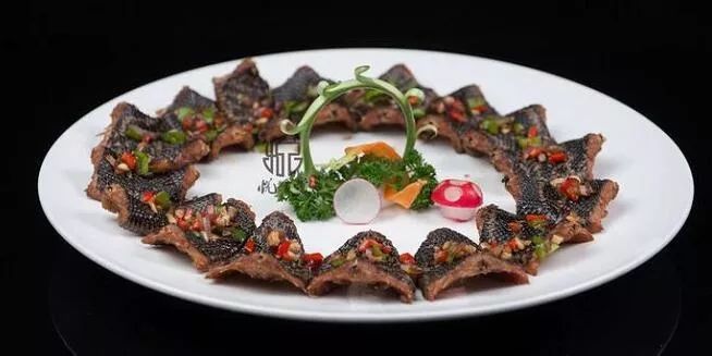 美食新天地6周年|满500送200，感恩有你，甜蜜相赠