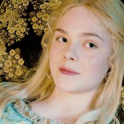 世界最美萝莉好莱坞,好莱坞御用萝莉与众不同