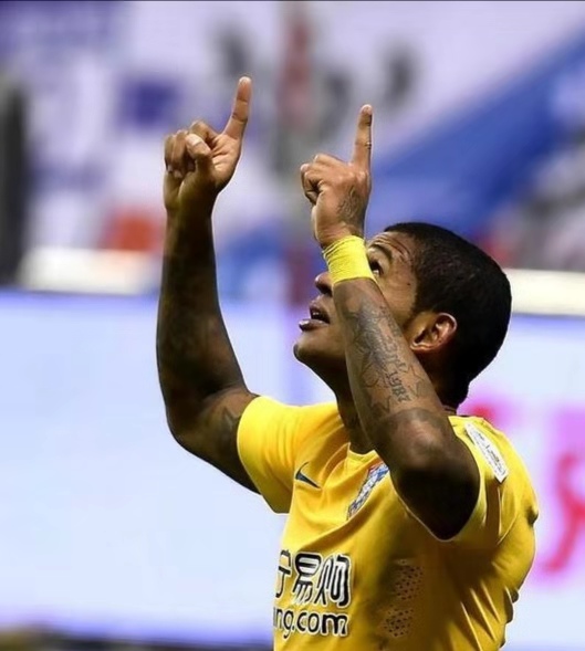 江苏足球10年外援7龙珠，他们你还记得吗？