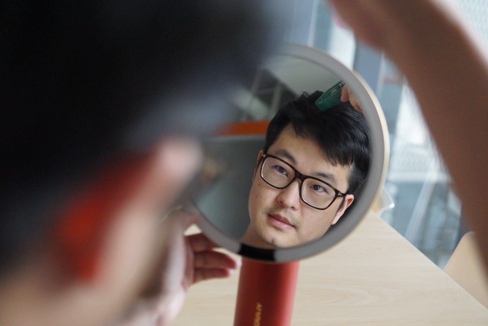 95后也有白头困扰，天猫国际染发笔销量暴增108%