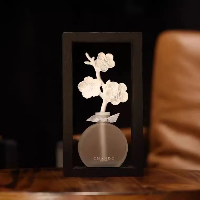 手脚冰凉的女生会宫寒吗,女孩子手脚冰凉是宫寒还是体寒