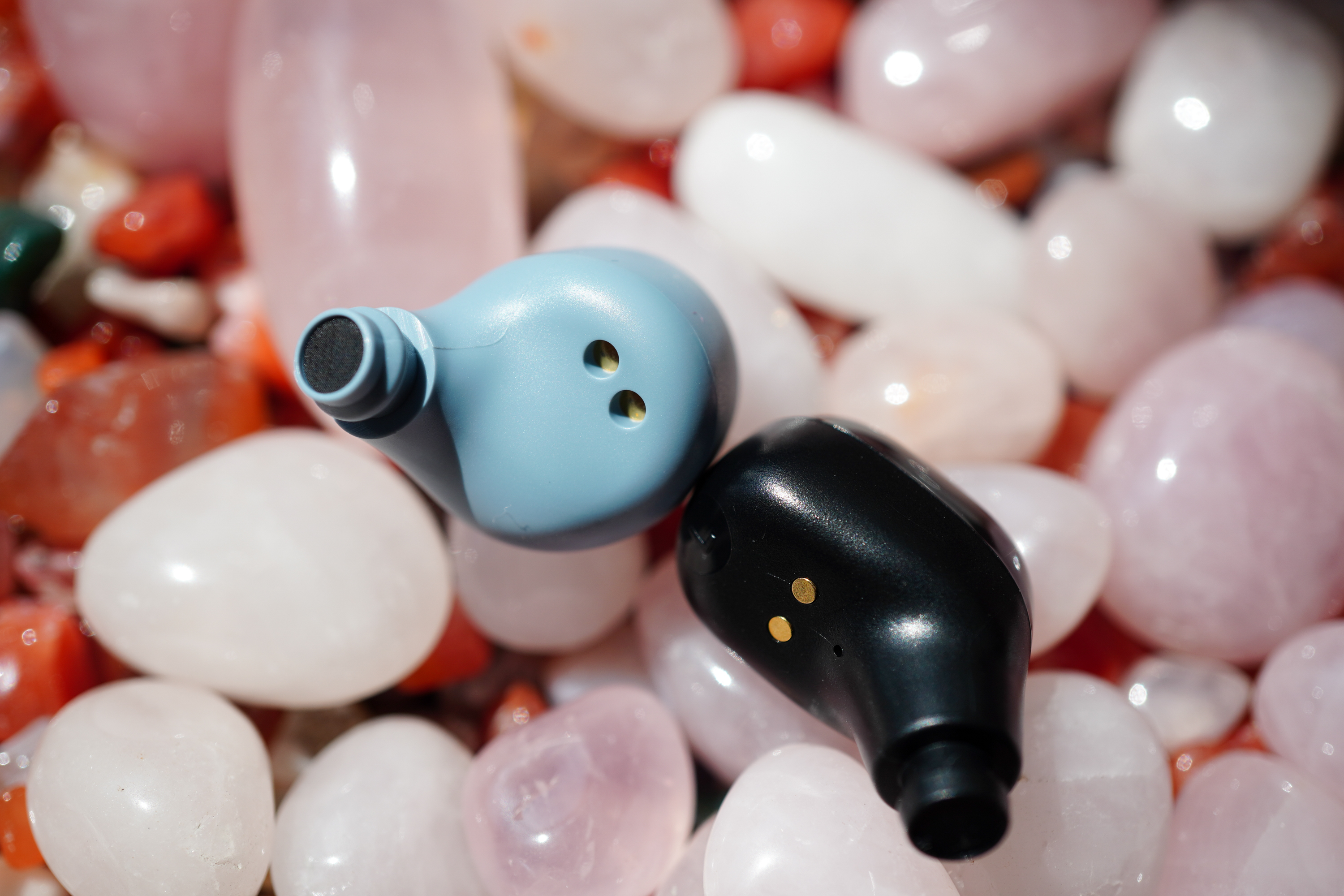 诺基亚e3200真实评测,诺基亚e3100蓝牙耳机实时评测