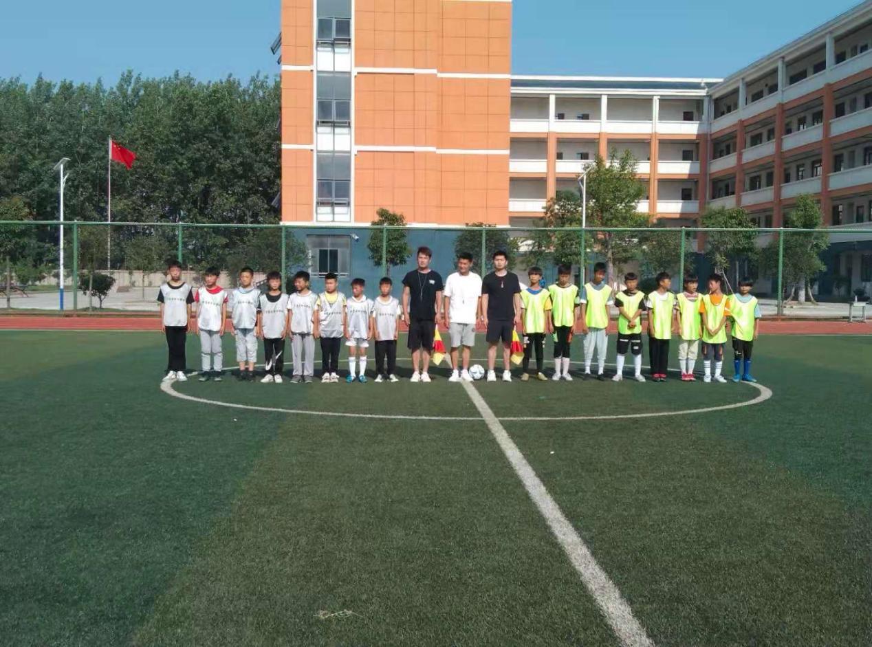 于集乡中心小学足球,阜阳十中校长杯