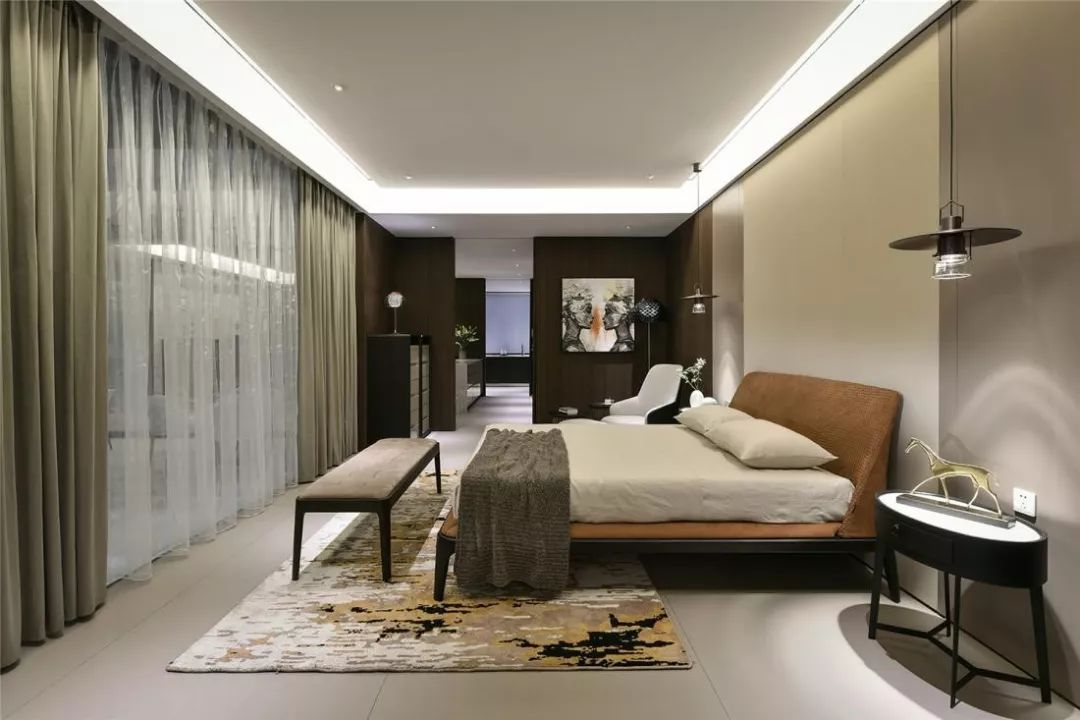 一座宅之于一个家,正如一个展之于一座城