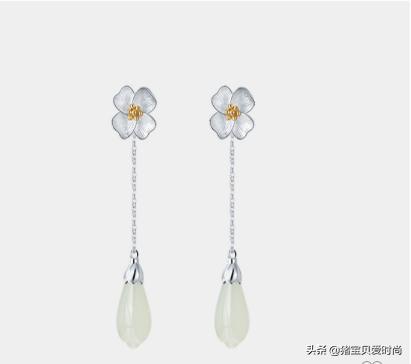 属虎的女人适合戴什么珠宝首饰,戴珠宝首饰