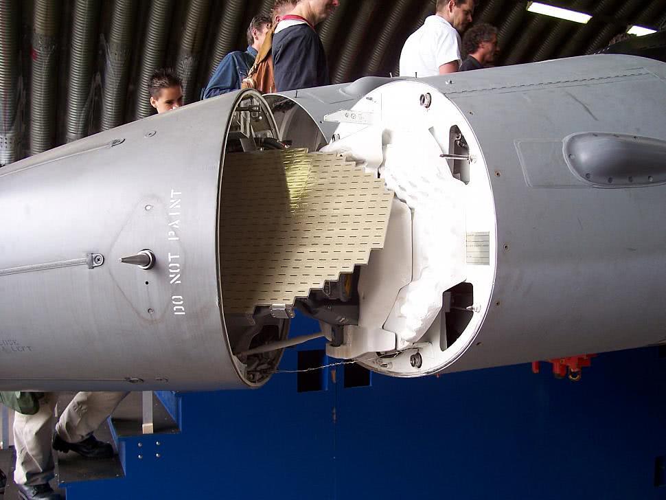 F-16“战隼”多用途战斗机