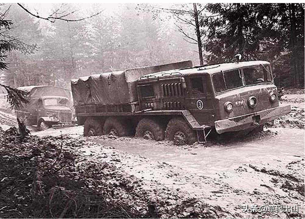 寻找男人的世界——再次追忆红色帝国的*力暴**美学之六