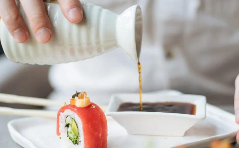 火腿发霉为什么还卖,火腿外面发霉里面为什么可以吃