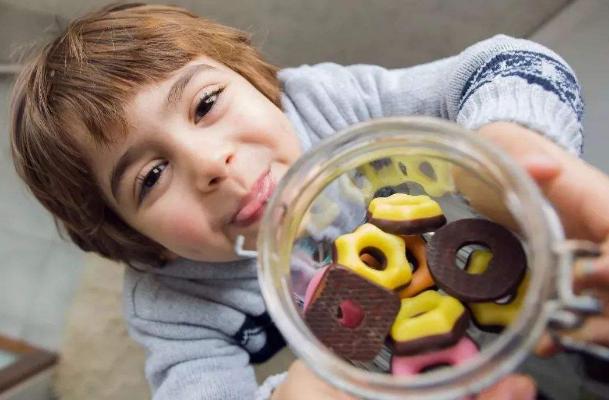 孩子自我控制差怎么培养,孩子没有自控力该怎么管教