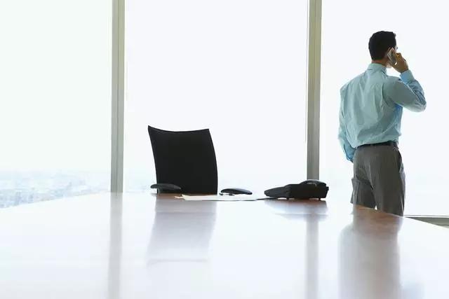 楼上的神秘邻居,我家楼上的邻居